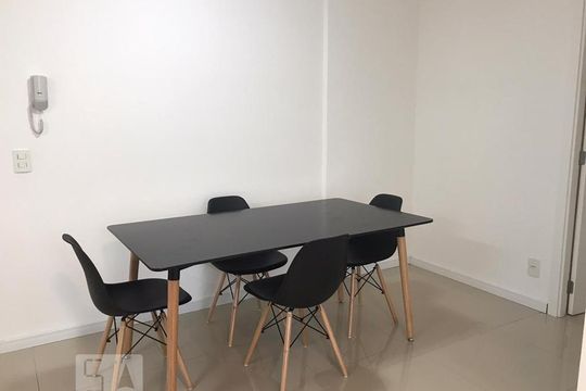 Apartamento para alugar com 2 quartos, 62m² em Marechal Rondon, Canoas