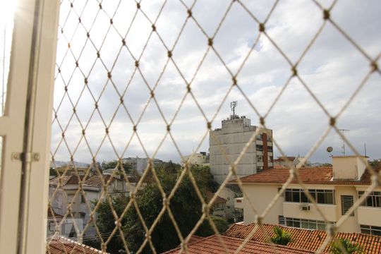 Vista de apartamento à venda com 2 quartos, 76m² em Urca, Rio de Janeiro