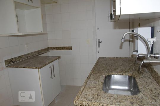 Cozinha de apartamento à venda com 2 quartos, 76m² em Urca, Rio de Janeiro