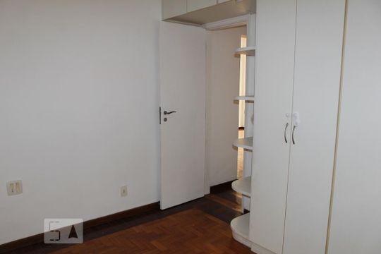 Quarto 2 de apartamento à venda com 2 quartos, 76m² em Urca, Rio de Janeiro