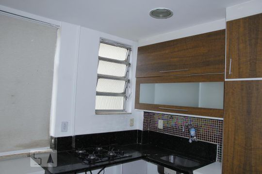 Cozinha de apartamento à venda com 2 quartos, 45m² em Glória, Rio de Janeiro