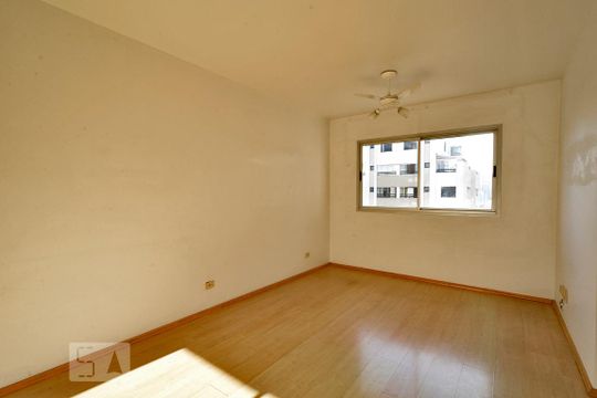 Sala de apartamento para alugar com 2 quartos, 56m² em Vila Pompéia, São Paulo