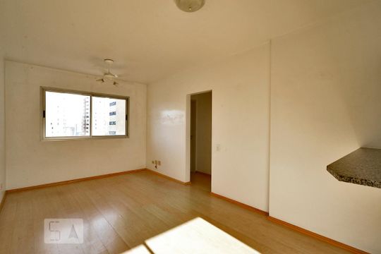 Apartamento para alugar com 2 quartos, 56m² em Vila Pompéia, São Paulo