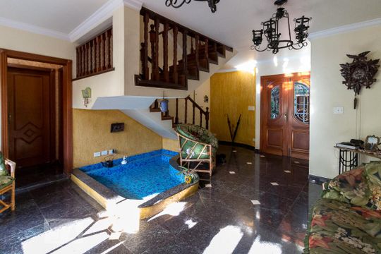 Sala 1 de casa para alugar com 3 quartos, 450m² em Jardim Maia, Guarulhos
