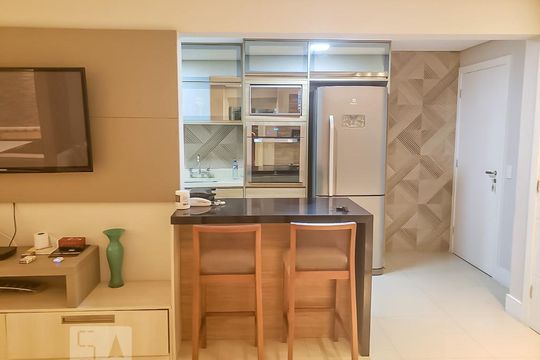 Sala de apartamento para alugar com 2 quartos, 180m² em Vila Santa Catarina, São Paulo
