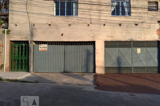 Fachada de casa para alugar com 2 quartos, 75m² em Americanópolis, São Paulo