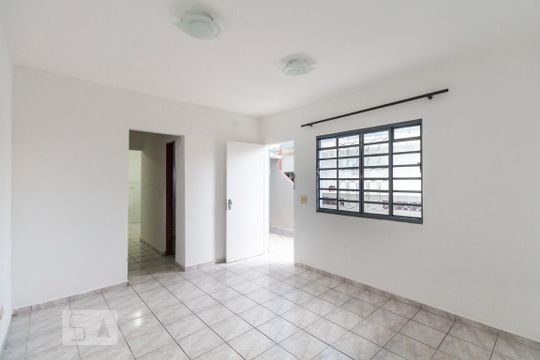 Casa para alugar com 2 quartos, 75m² em Americanópolis, São Paulo