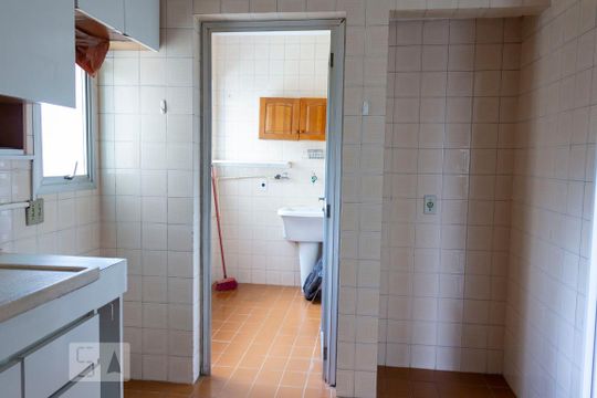 Cozinha de apartamento à venda com 3 quartos, 84m² em Bosque da Saúde, São Paulo