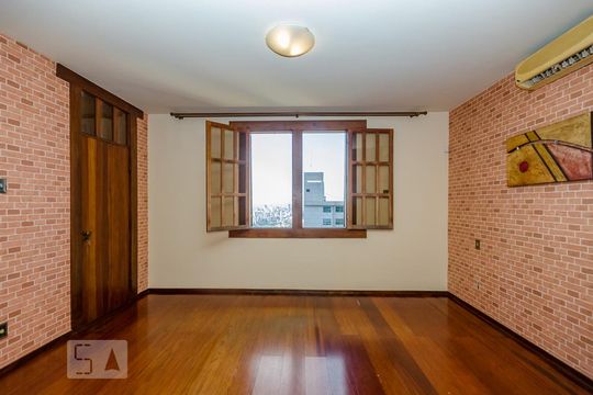 Suíte master de casa à venda com 4 quartos, 380m² em Santa Lúcia, Belo Horizonte