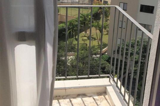 Sacada de apartamento à venda com 2 quartos, 57m² em Vila Mangalot, São Paulo