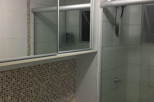 Banheiro de apartamento para alugar com 2 quartos, 45m² em São Miguel, São Leopoldo