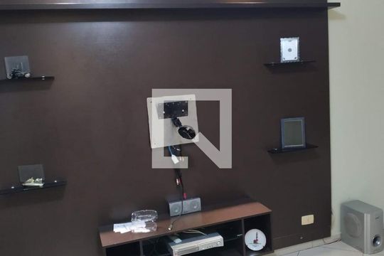 Sala de casa à venda com 3 quartos, 270m² em Vila Campo Grande, São Paulo