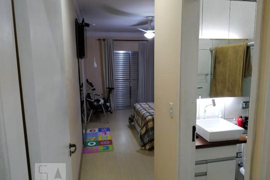 Quarto 3 de casa à venda com 3 quartos, 270m² em Vila Campo Grande, São Paulo
