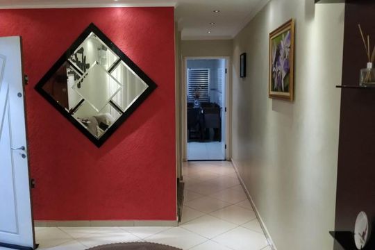 Sala de casa à venda com 3 quartos, 270m² em Vila Campo Grande, São Paulo