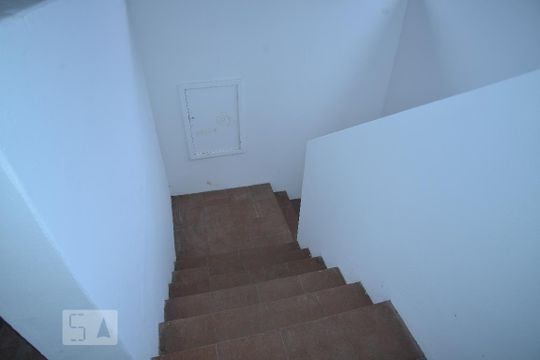 Escada de casa à venda com 4 quartos, 220m² em Santa Teresa, Rio de Janeiro