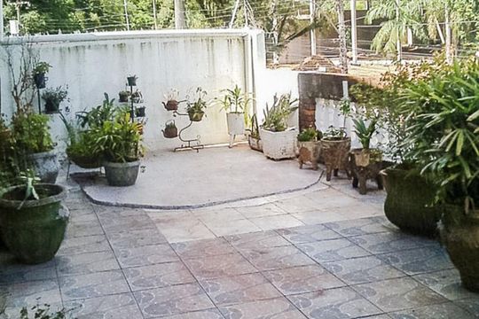 Quintal de casa à venda com 7 quartos, 380m² em Cascata, Porto Alegre
