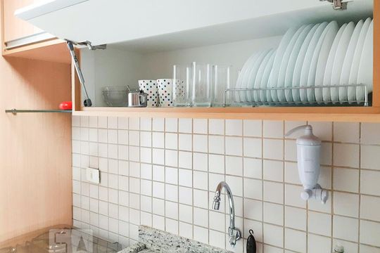 Cozinha de apartamento para alugar com 1 quarto, 41m² em Higienópolis, São Paulo