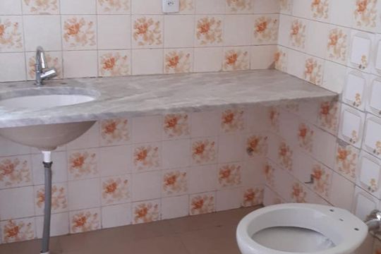 Banheiro de apartamento à venda com 3 quartos, 98m² em Santa Efigênia, Belo Horizonte