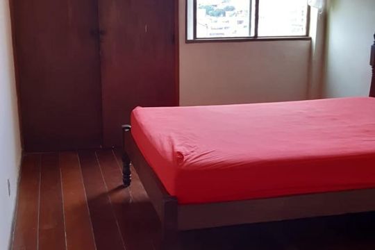 Quarto de apartamento à venda com 3 quartos, 98m² em Santa Efigênia, Belo Horizonte