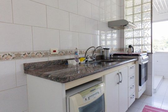 Cozinha de apartamento à venda com 2 quartos, 65m² em Vila Albertina, São Paulo
