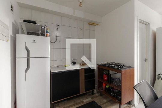 Cozinha de apartamento à venda com 1 quarto, 24m² em Vila Campanela, São Paulo