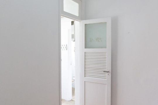 Quarto de Serviço de apartamento para alugar com 3 quartos, 86m² em Laranjeiras, Rio de Janeiro