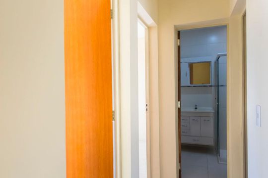 Corredor de casa para alugar com 3 quartos, 100m² em Vila Joaquim Inácio, Campinas