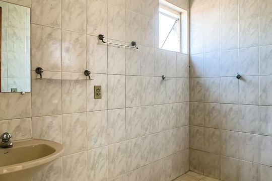 Banheiro da Suíte de apartamento para alugar com 3 quartos, 80m² em Vila Gopoúva, Guarulhos