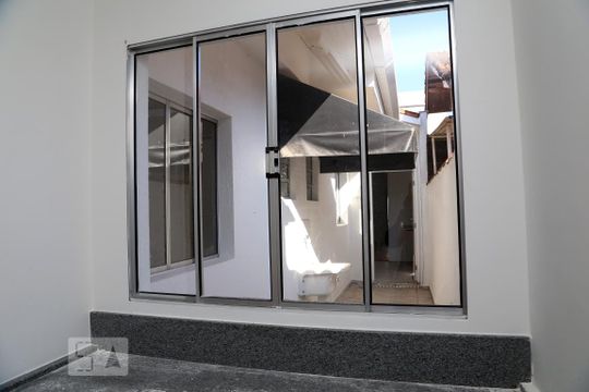 Quarto 1  de casa à venda com 4 quartos, 120m² em Parque Santos Dumont, Taboão da Serra