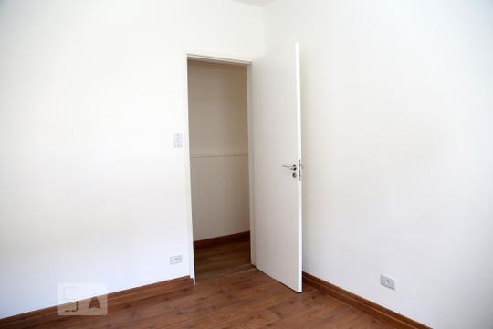 Quarto 2 - Suíte de casa à venda com 4 quartos, 120m² em Parque Santos Dumont, Taboão da Serra