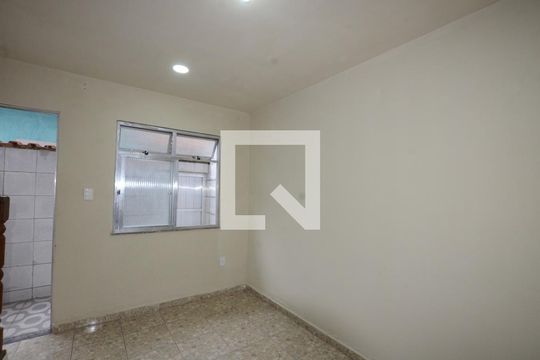 Sala de casa para alugar com 3 quartos, 85m² em Irajá, Rio de Janeiro