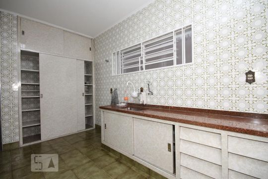 Cozinha de casa para alugar com 3 quartos, 150m² em Bosque da Saúde, São Paulo