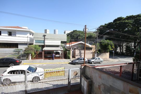 Vista de casa para alugar com 3 quartos, 150m² em Bosque da Saúde, São Paulo