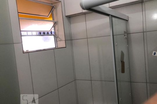 Banheiro Social de kitnet/studio para alugar com 1 quarto, 16m² em Mirandópolis, São Paulo