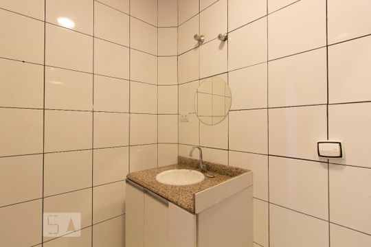 Banheiro de apartamento para alugar com 1 quarto, 65m² em Santa Cecília, São Paulo