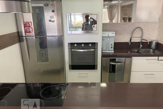 Cozinha de apartamento à venda com 2 quartos, 93m² em Vila Mariana, São Paulo