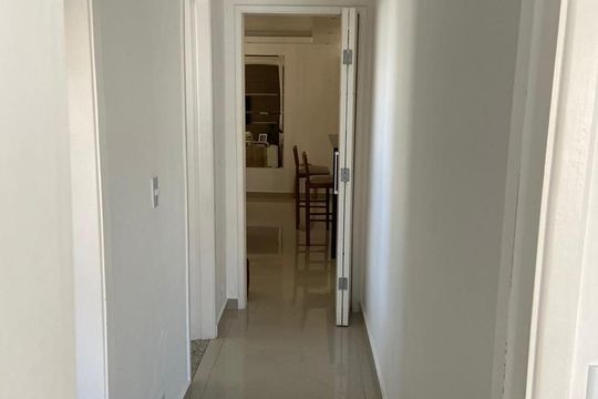 Corredor de apartamento à venda com 2 quartos, 93m² em Vila Mariana, São Paulo