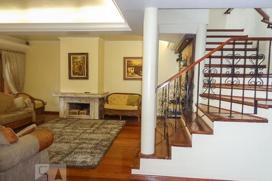Sala de casa à venda com 3 quartos, 308m² em Sarandi, Porto Alegre