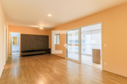 Apartamento para alugar com 3 quartos, 95m² em Várzea de Baixo, São Paulo