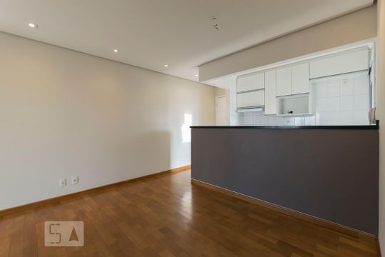 Sala de apartamento à venda com 3 quartos, 78m² em Vila Dom Pedro I, São Paulo