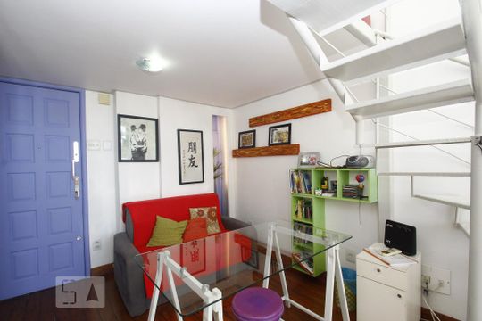 Sala de kitnet/studio à venda com 1 quarto, 30m² em Centro, Rio de Janeiro