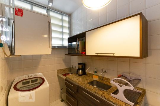 Cozinha + área de serviços de apartamento para alugar com 1 quarto, 35m² em Ipanema, Rio de Janeiro