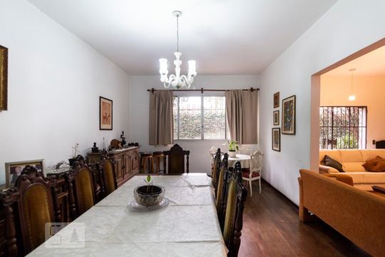 Sala de casa à venda com 3 quartos, 220m² em Planalto Paulista, São Paulo