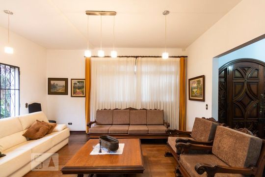 Sala de casa à venda com 3 quartos, 220m² em Planalto Paulista, São Paulo