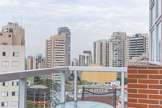 Varanda de kitnet/studio à venda com 1 quarto, 76m² em Vila Mariana, São Paulo