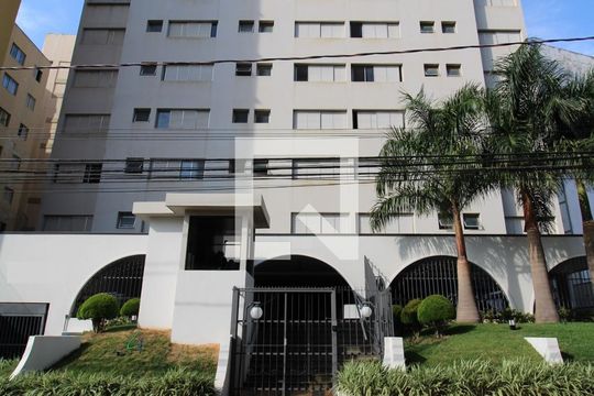 Fachada de kitnet/studio para alugar com 1 quarto, 40m² em Centro, Campinas