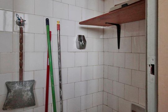 Banheiro de Serviço de apartamento à venda com 1 quarto, 67m² em Bela Vista, São Paulo