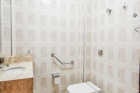 Suíte - Banheiro de apartamento para alugar com 3 quartos, 110m² em Jardim Paulista, São Paulo