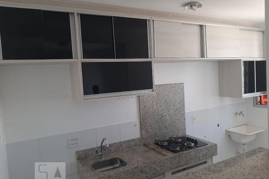 Cozinha de apartamento para alugar com 2 quartos, 55m² em Setor Negrão de Lima, Goiânia