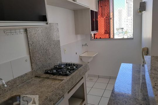 Cozinha e Área de Serviço de apartamento para alugar com 2 quartos, 55m² em Setor Negrão de Lima, Goiânia